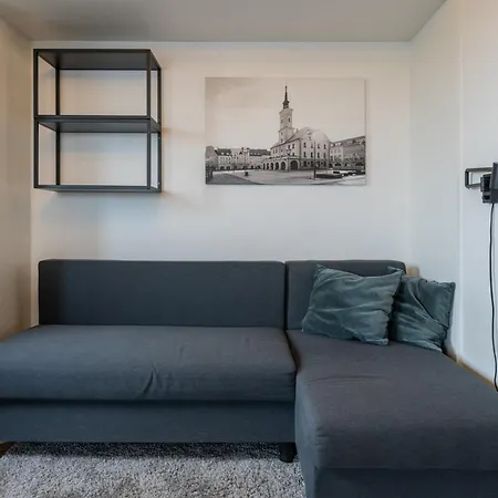 Royal 70 By Bookinghost * Gliwice