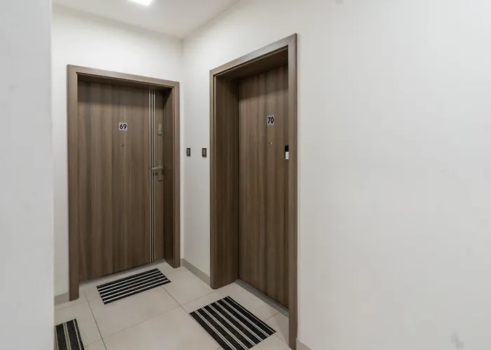 Royal 70 By Bookinghost Appartement *